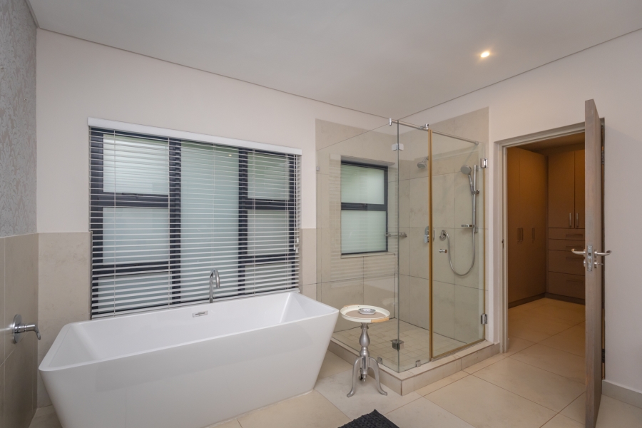 4 Bedroom Property for Sale in The Coves North West